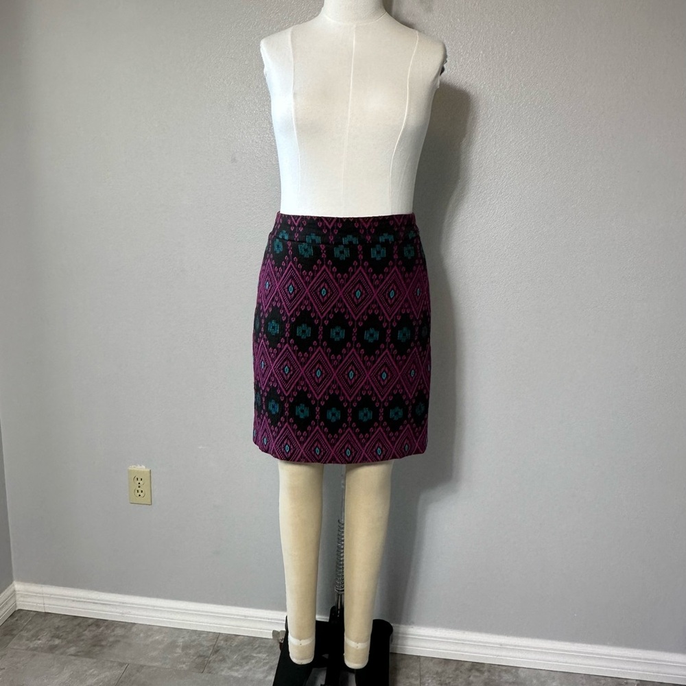 Ann Taylor Skirt Size 14 Aztec